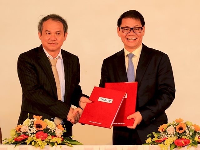 Tỷ ph&uacute; Trần B&aacute; Dương bắt tay l&agrave;m ăn với bầu Đức từ năm 2018.