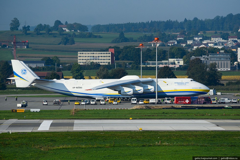 K&iacute;ch thước ấn tượng của AN-225. Ảnh: Antonov Airlines