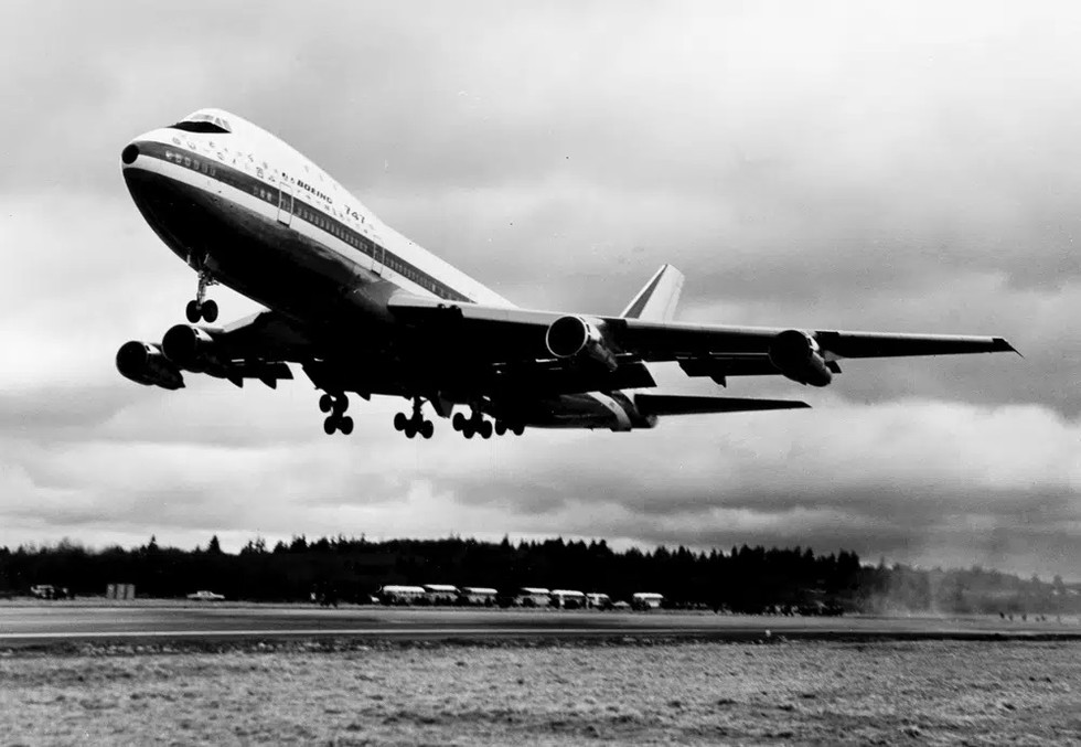 Một chiếc Boeing 747 cất c&aacute;nh từ Seattle, Mỹ th&aacute;ng 1/1970. Ảnh: AP