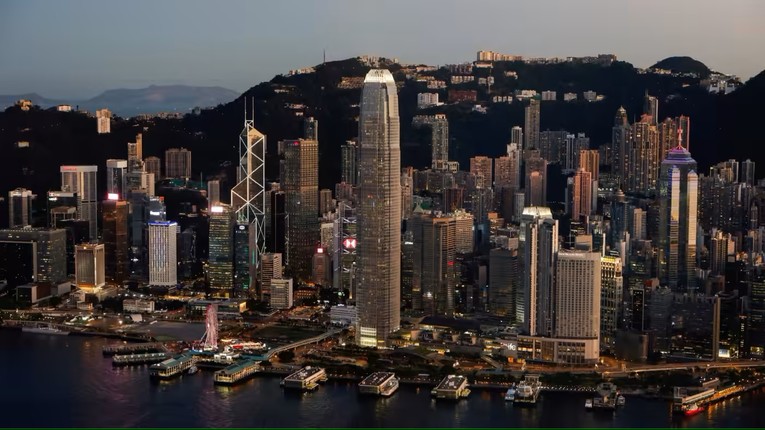 Hong Kong triển khai chiến dịch &ldquo;Xin ch&agrave;o Hong Kong&rdquo; để thu h&uacute;t kh&aacute;ch du lịch. Ảnh: Reuters