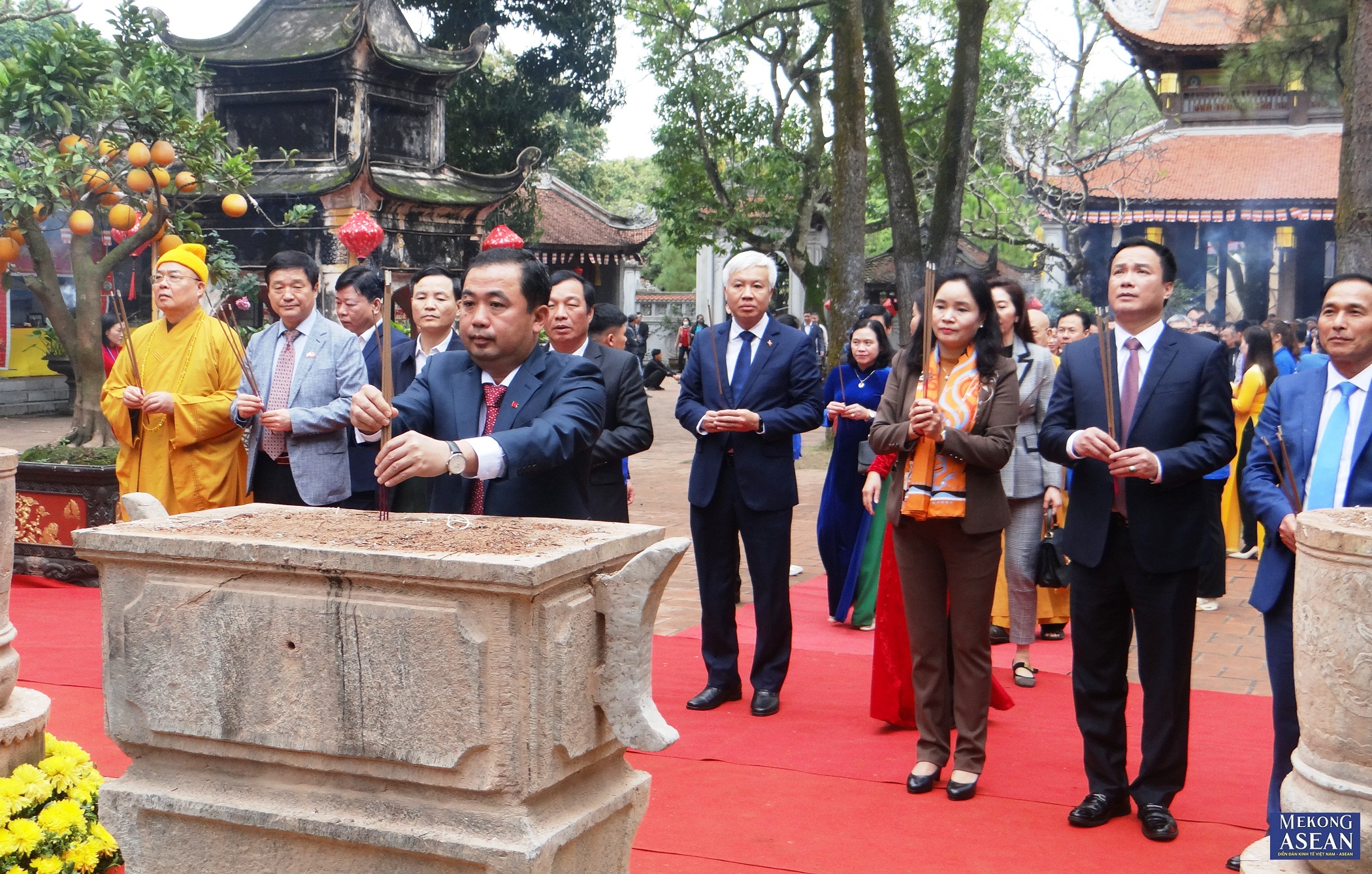 Trang trọng khai hội m&ugrave;a xu&acirc;n C&ocirc;n Sơn - Kiếp Bạc 2023 ở Hải Dương