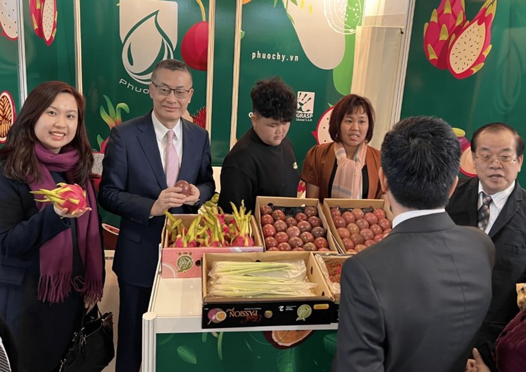 Gian h&agrave;ng của doanh nghiệp Việt tại hội chợ. Ảnh: Thương vụ Việt Nam tại Đức