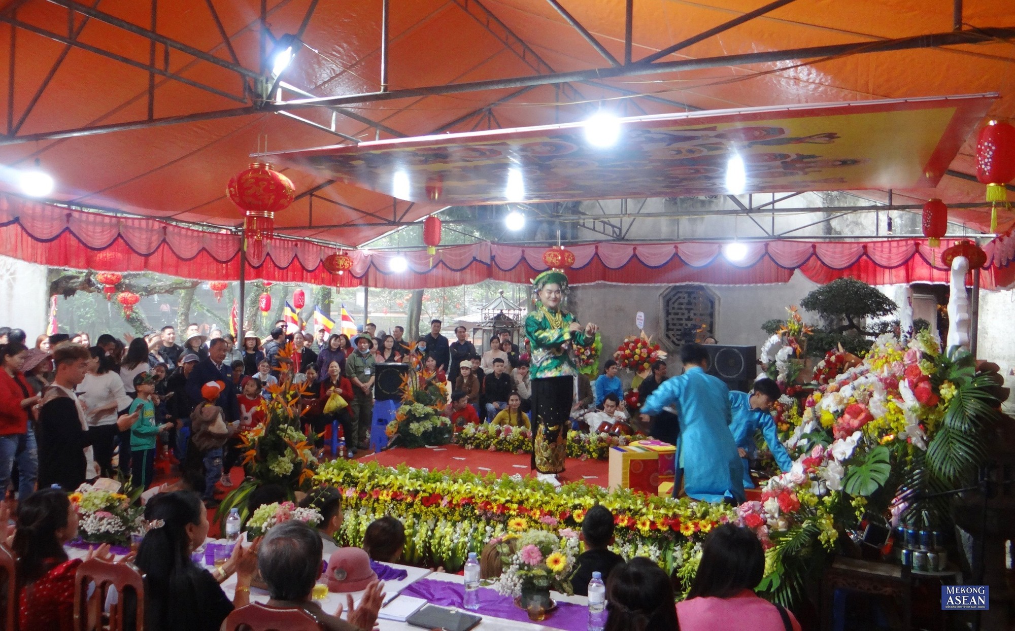 Sự kiện thu h&uacute;t đ&ocirc;ng đảo nh&acirc;n d&acirc;n v&agrave; du kh&aacute;ch thập phương đến xem v&agrave; thưởng thức.