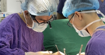 Việt Nam lần đầu tiên thực hiện thành công ca ghép đa tạng tim - thận