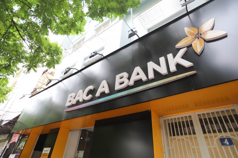 C&aacute;c l&atilde;nh đạo Bac A Bank đăng k&yacute; mua v&agrave;o lượng lớn cổ phiếu