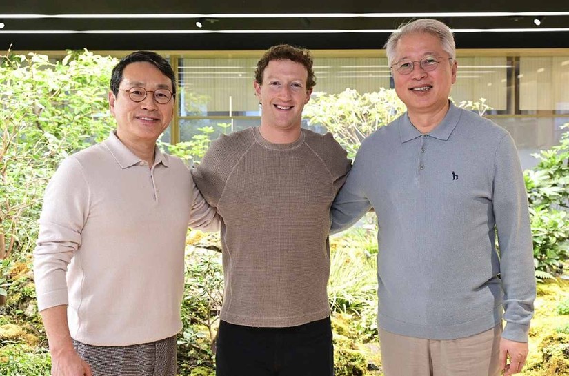 Từ tr&aacute;i sang: CEO LG Electronics Cho Joo-wan, CEO ki&ecirc;m người s&aacute;ng lập Meta Mark Zuckerberg v&agrave; CEO tập đo&agrave;n LG Kwon Bong-seok. Ảnh: Theo Technology Magazine.