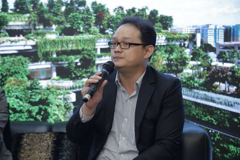 Ảnh t&aacute;c giả