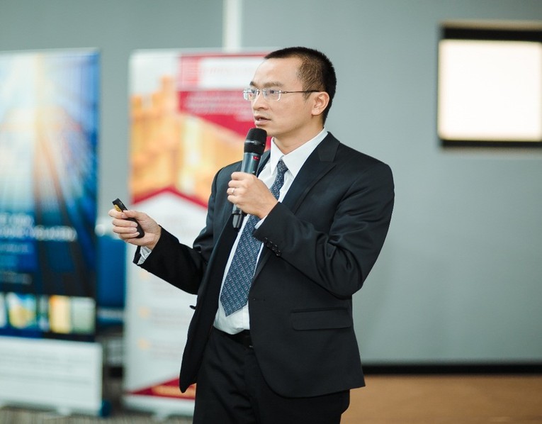 Ảnh t&aacute;c giả