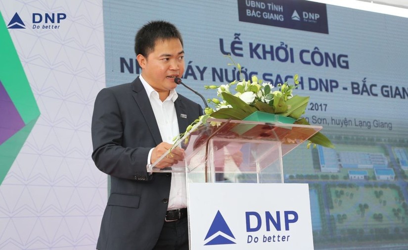 Doanh nh&acirc;n Vũ Đ&igrave;nh Độ &iacute;t xuất hiện trước truyền th&ocirc;ng.