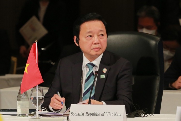 Ph&oacute; Thủ tướng Ch&iacute;nh phủ Trần Hồng H&agrave; dẫn đo&agrave;n Việt Nam tham dự Hội nghị. Nguồn: VGP.