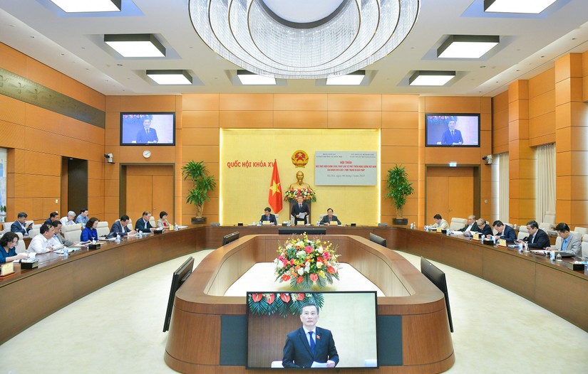 &Ocirc;ng L&ecirc; Quang Huy - Chủ nhiệm Ủy ban Khoa học, C&ocirc;ng nghệ v&agrave; M&ocirc;i trường chủ tr&igrave; hội thảo.