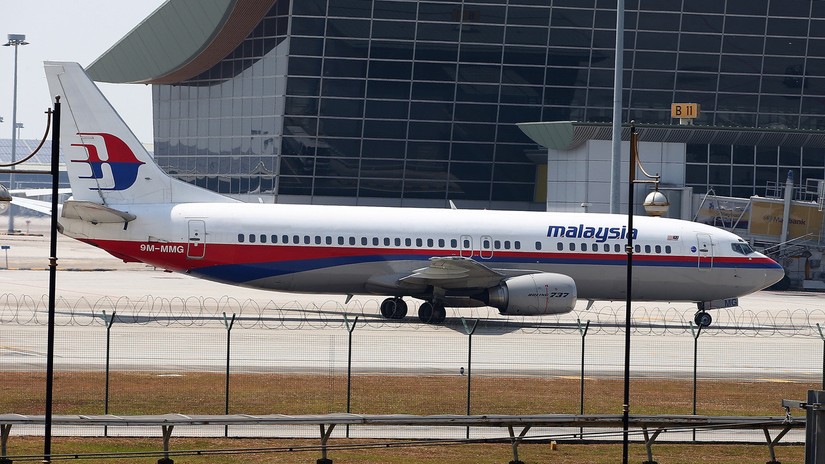 M&aacute;y bay chở kh&aacute;ch của Malaysia Airline đậu tr&ecirc;n đường băng tại S&acirc;n bay quốc tế Kuala Lumpur, ng&agrave;y 8/3/2014. Ảnh: Getty Images