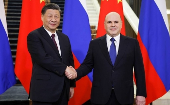 Thủ tướng Nga tiếp Chủ tịch Trung Quốc Tập Cận Bình