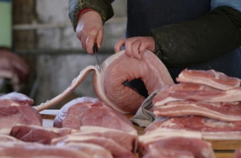 Dự án SafePork: Tỷ lệ thịt lợn bán lẻ bị nhiễm khuẩn giảm từ 52% xuống 24%