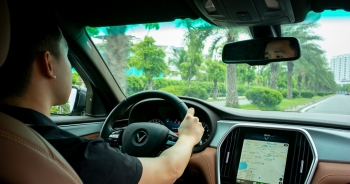 Người dùng VinFast rủ nhau test 'mức độ lợi hại' của xe