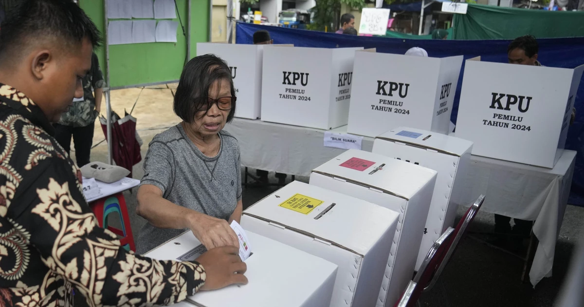 Hai ứng viên Tổng thống Indonesia tuyên bố từ chối kết quả bầu cử
