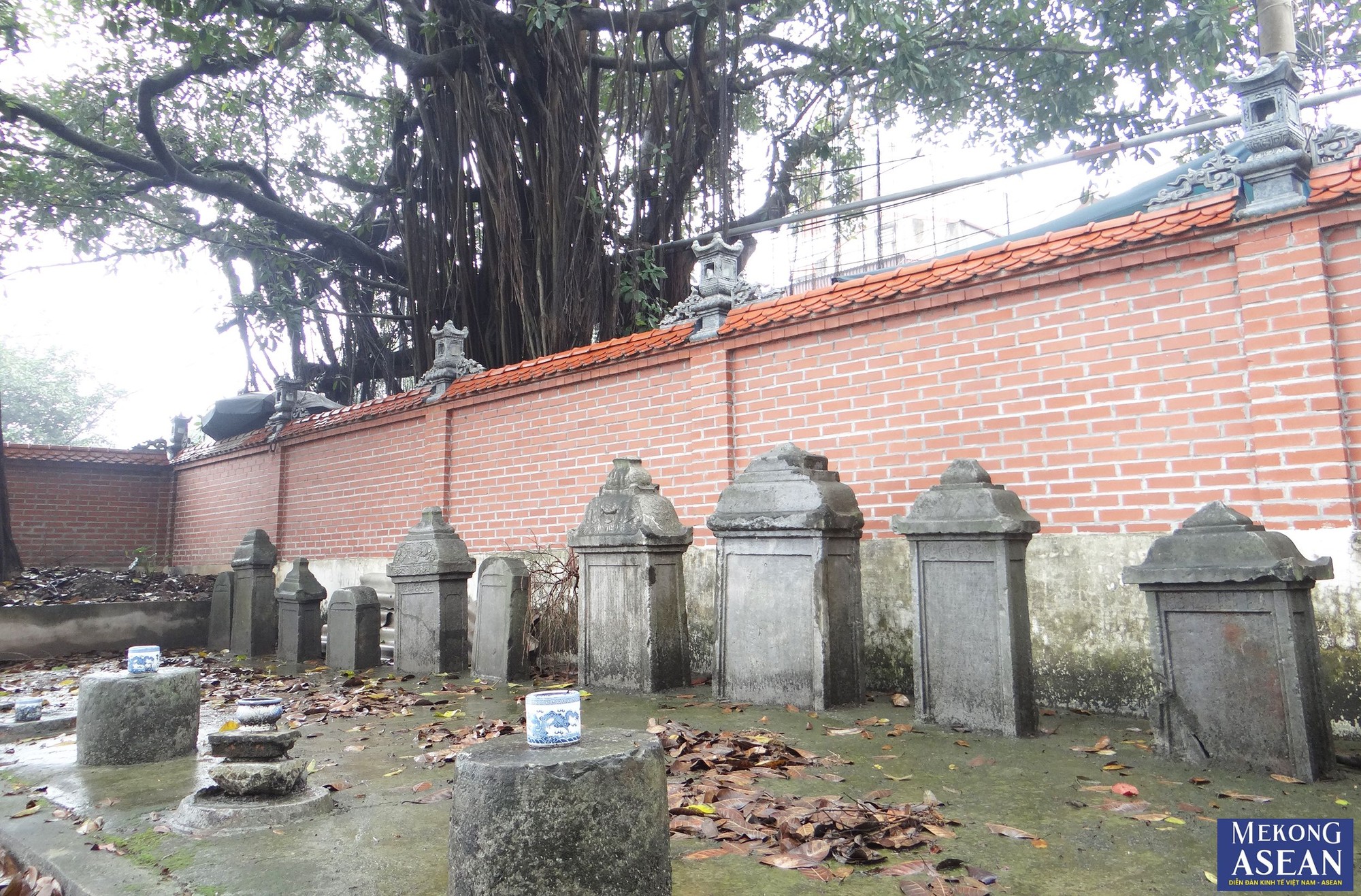 Lễ hội đ&igrave;nh Cậy, x&atilde; Long Xuy&ecirc;n, l&agrave; một trong những lễ hội ti&ecirc;u biểu của huyện B&igrave;nh Giang v&agrave; tỉnh Hải Dương. B&ecirc;n cạnh, những nghi lễ v&agrave; nghi thức như tế, lễ, rước kiệu... Lễ hội c&ograve;n bảo lưu được nhiều loại h&igrave;nh văn h&oacute;a d&acirc;n gian đặc sắc.