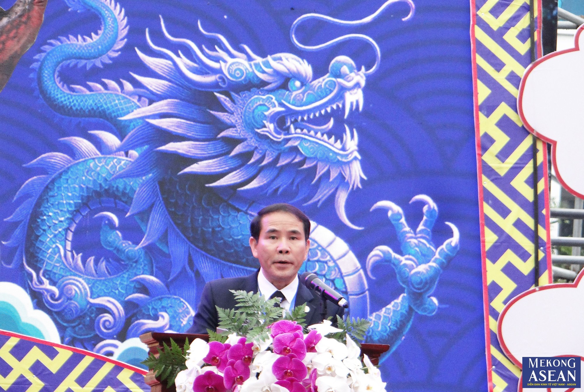 Ph&oacute; Chủ tịch UBND huyện Ninh Giang Nguyễn Th&agrave;nh Vạn ph&aacute;t biểu khai mạc lễ hội.