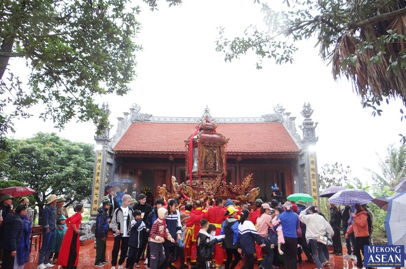 Hải Dương: Khai hội đ&igrave;nh Trịnh Xuy&ecirc;n v&agrave; c&ocirc;ng bố di t&iacute;ch l&agrave; điểm du lịch