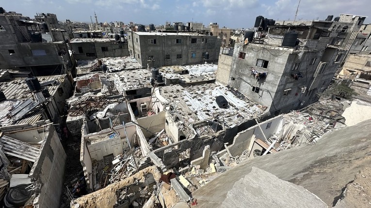 C&aacute;c t&ograve;a nh&agrave; bị ph&aacute; hủy ở Rafah, Dải Gaza, ng&agrave;y 19/3. Ảnh: Getty Images