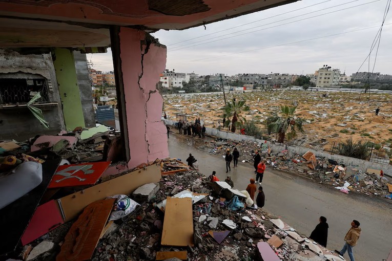 Khung cảnh đổ n&aacute;t tại Rafah, ph&iacute;a nam Dải Gaza, ng&agrave;y 19/3. Ảnh: Reuters