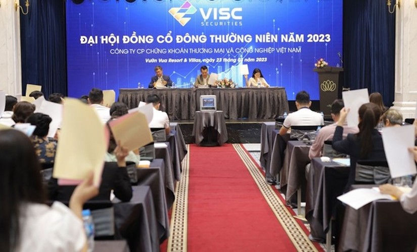 ĐHĐCĐ thường ni&ecirc;n VIG năm 2023.
