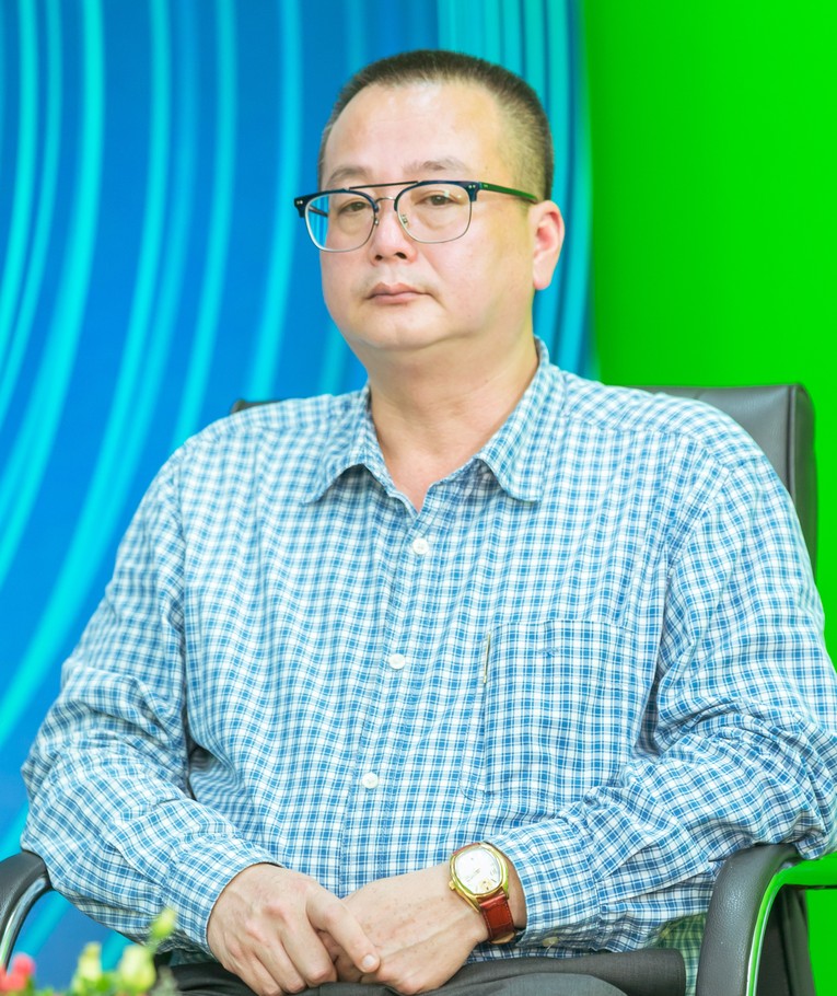 Ảnh t&aacute;c giả