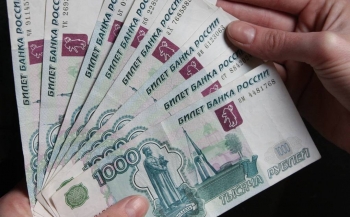 Đồng Ruble phục hồi mạnh mẽ giữa bão cấm vận