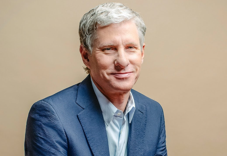 Nh&agrave; s&aacute;ng lập v&agrave; CEO Ripple (XRP), tỷ ph&uacute; Chris Larsen. Ảnh: Forbes