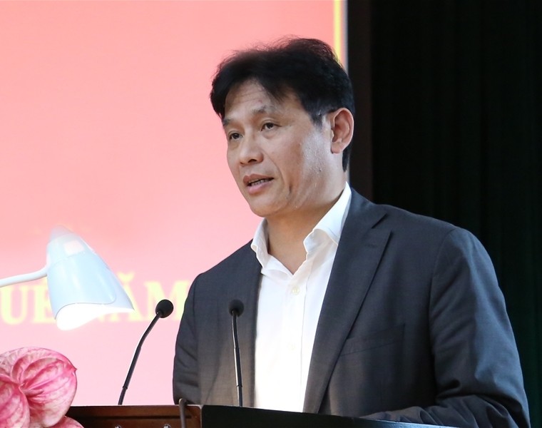 Ảnh t&aacute;c giả