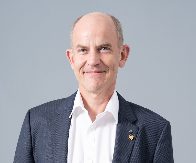 &Ocirc;ng Edgar Arnold Gunther, Gi&aacute;m đốc dự &aacute;n quang điện C&ocirc;ng ty TNHH Tona Syntegra Solar Việt Nam