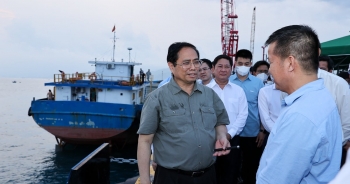 Thủ tướng Phạm Minh Chính khảo sát khu tổ hợp Cà Ná