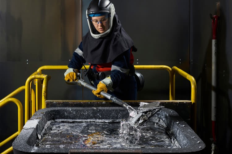 C&aacute;c sản phẩm Apple trong tương lai sẽ sử dụng nh&ocirc;m &ldquo;xanh&rdquo;.