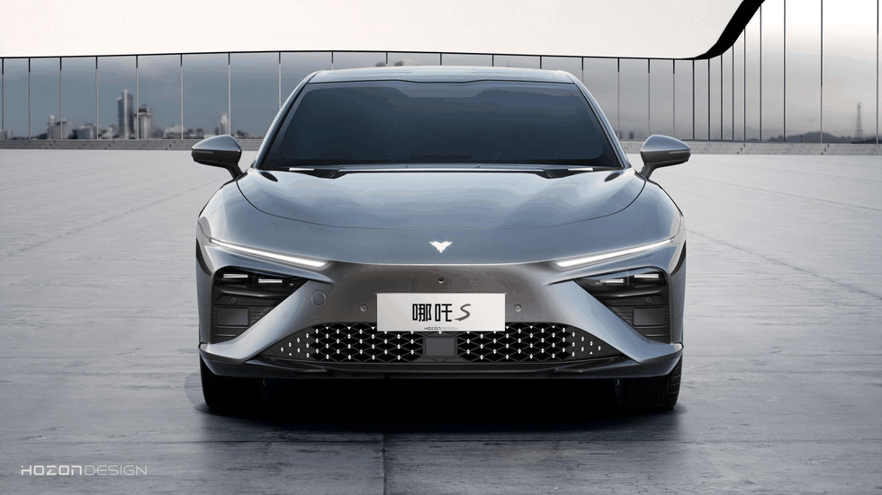 H&atilde;ng sản xuất chưa c&ocirc;ng bố chi tiết về hệ thống vận h&agrave;nh, động cơ điện cũng như pin tr&ecirc;n Neta S, nhưng cho biết xe sẽ được cung cấp ở cả hai dạng BEV (ho&agrave;n to&agrave;n bằng điện) v&agrave; EREV (xe điện mở rộng phạm vi với động cơ đốt trong đ&oacute;ng vai tr&ograve; như một &amp;amp;amp;quot;bộ tăng tốc&amp;amp;amp;quot; v&agrave; sạc pin) cho phạm vi di chuyển tối đa lần lượt l&agrave; 710 km v&agrave; 1.100 km. H&atilde;ng cũng tiết lộ động cơ điện tr&ecirc;n Neta S hoạt động hiệu quả 92% với mức ti&ecirc;u thụ điện năng thấp chỉ 12 kWh/100 km nhờ hệ thống quản l&yacute; nhiệt độ pin HozonEPT4.0 được ph&aacute;t triển với sự trợ gi&uacute;p của Huawei.