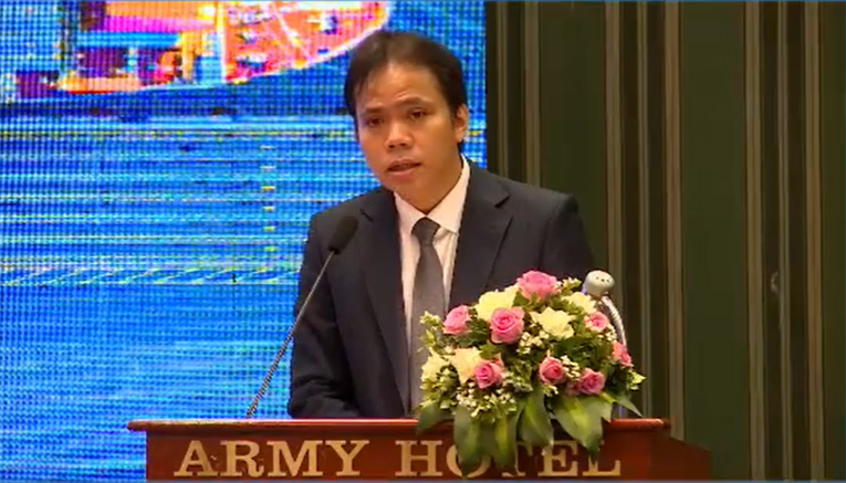 &Ocirc;ng Trương Tấn Lộc, Gi&aacute;m đốc Marketing, Tổng C&ocirc;ng ty T&acirc;n Cảng S&agrave;i G&ograve;n ph&aacute;t biểu tại Hội thảo.