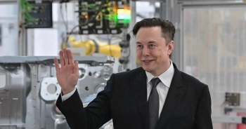Forbes: Tỷ phú Elon Musk mất danh hiệu người giàu nhất thế giới