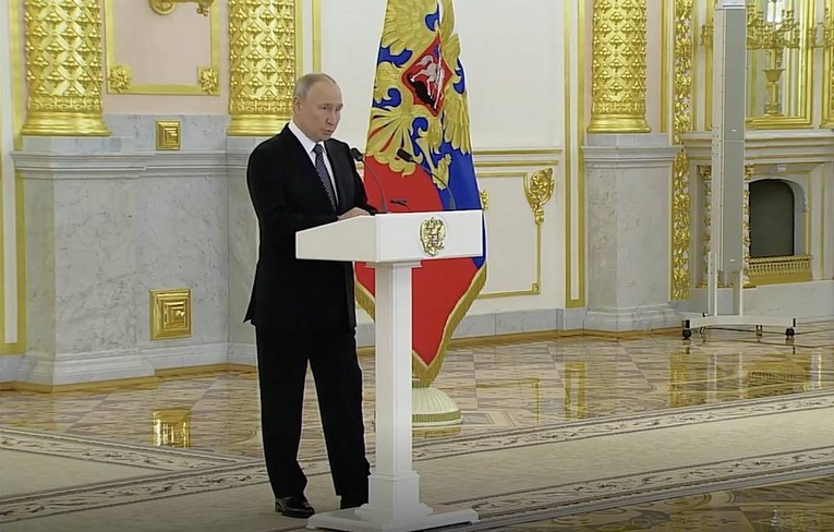 Tổng thống Putin: 'Mỹ v&agrave; EU khiến quan hệ với Nga xấu đi nghi&ecirc;m trọng' ảnh 1