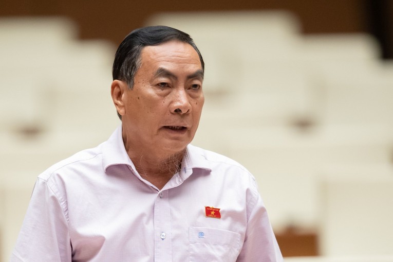 Đại biểu Phạm Văn Ho&agrave; - Đo&agrave;n ĐBQH tỉnh Đồng Th&aacute;p - Ảnh: quochoi.vn