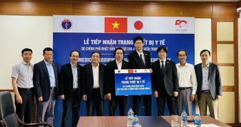 Nhật Bản bàn giao thiết bị y tế viện trợ cho 4 bệnh viện Trung ương Việt Nam