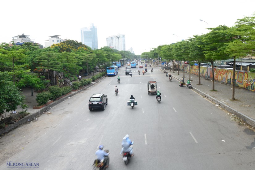 H&agrave; Nội ph&acirc;n luồng giao th&ocirc;ng dịp nghỉ lễ 30/4 v&agrave; 1/5. Ảnh: Qu&aacute;ch Sơn.