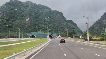 Chính thức thông xe 2 tuyến cao tốc Mai Sơn - Quốc lộ 45 và Phan Thiết - Dầu Giây