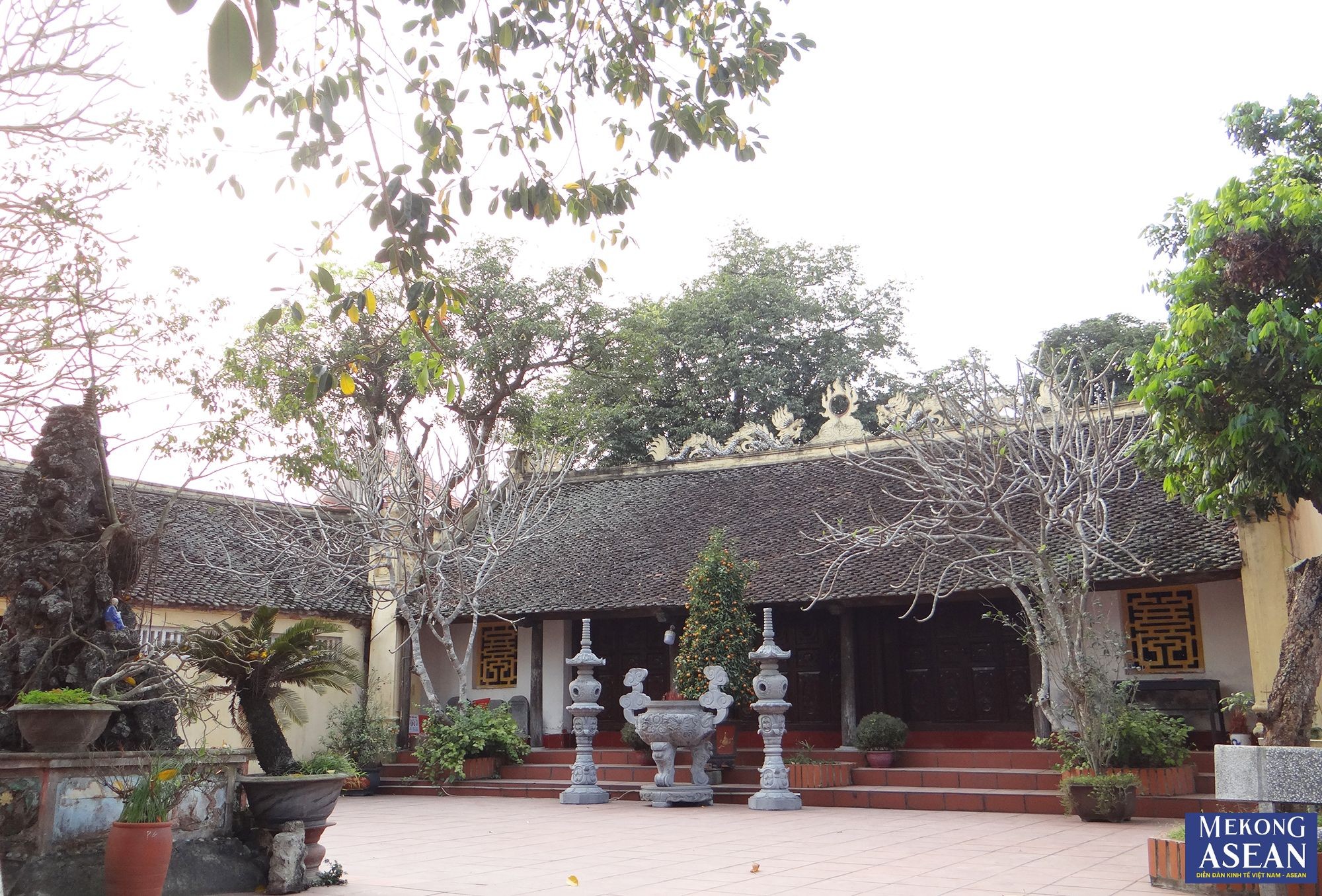 Ch&ugrave;a Gia Cốc c&oacute; kiến tr&uacute;c theo h&igrave;nh chữ Đinh gồm tiền đường 5 gian v&agrave; tam bảo 3 gian&hellip;