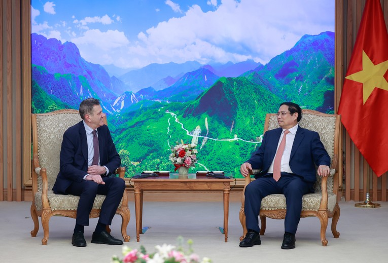 Thủ tướng khẳng định Việt Nam lu&ocirc;n coi trọng v&agrave; mong muốn tăng cường hơn nữa mối quan hệ hữu nghị truyền thống với Bulgaria. Ảnh: VGP.