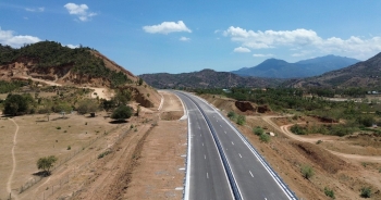 Chấp thuận kết quả nghiệm thu để đưa cao tốc Cam Lâm - Vĩnh Hảo vào khai thác