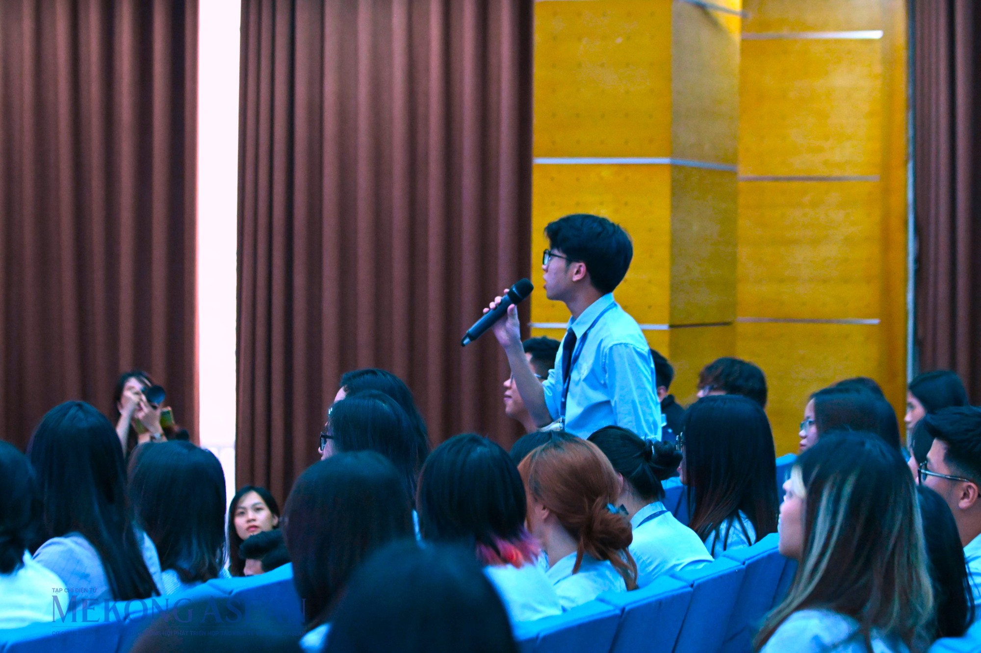 Sinh vi&ecirc;n Học viện Ngoại giao tham gia tại buổi đối thoại. Ảnh: Đỗ Thảo - Mekong ASEAN