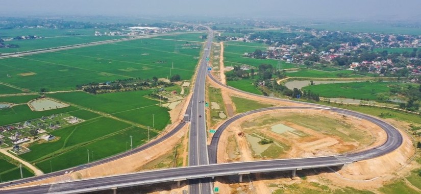 N&uacute;t giao Đồng Thắng (Triệu Sơn) tạm dừng khai th&aacute;c. Nguồn: B&aacute;o Thanh H&oacute;a.