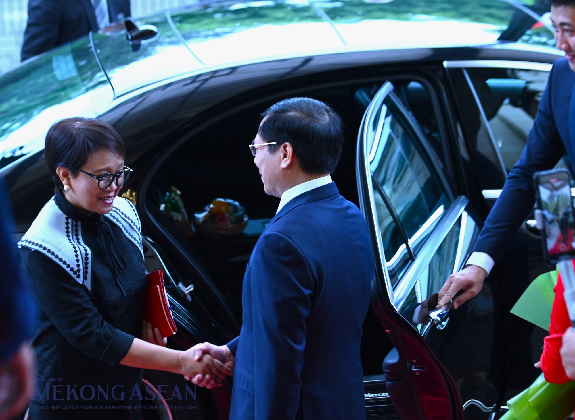 Nhận lời mời của Bộ trưởng Ngoại giao B&ugrave;i Thanh Sơn, Bộ trưởng Ngoại giao Indonesia Retno Marsudi thăm ch&iacute;nh thức Việt Nam v&agrave; đồng chủ tr&igrave; Kỳ họp lần thứ 5 Ủy ban hợp t&aacute;c song phương Việt Nam - Indonesia từ ng&agrave;y 24-25/4. Ảnh: Đỗ Thảo - Mekong ASEAN