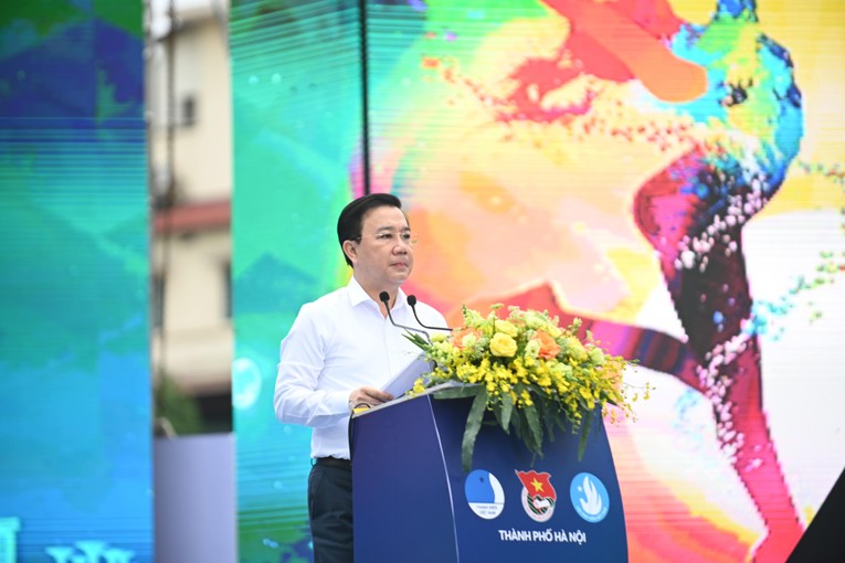 Ph&oacute; Chủ tịch UBND th&agrave;nh phố H&agrave; Nội Chử Xu&acirc;n Dũng ph&aacute;t biểu tại Lễ khai mạc Ng&agrave;y hội Thanh Ni&ecirc;n Đ&ocirc;ng Nam &Aacute; 2022. Ảnh: Sơn Qu&aacute;ch