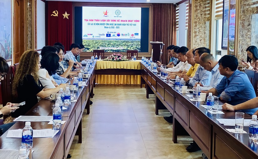 Tọa đ&agrave;m &ldquo;Thảo luận x&acirc;y dựng kế hoạch hoạt động C&acirc;u lạc bộ DAA&rdquo; đẩy mạnh ph&aacute;t triển c&ocirc;ng nghệ cao, chiều 20/5. Ảnh: Phương Thảo