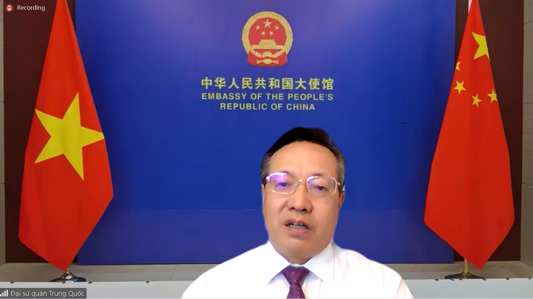 &Ocirc;ng Hồ Tỏa Cẩm, Tham t&aacute;n C&ocirc;ng sứ phụ tr&aacute;ch kinh tế - thương mại, Đại sứ qu&aacute;n Trung Quốc tại Việt Nam.